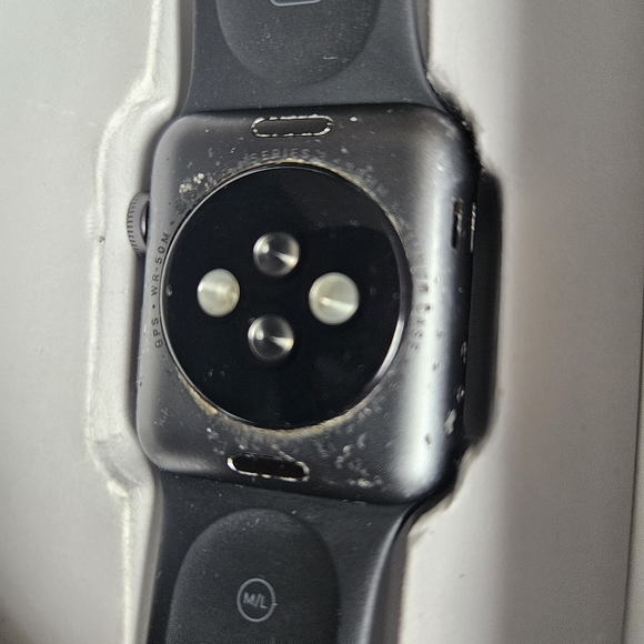 Apple Watch Series 3 - Black - Picture 3 of 9